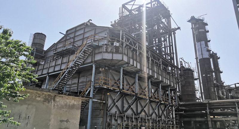 Demolition in Zhijiang Fertilizer Plant, Hubei